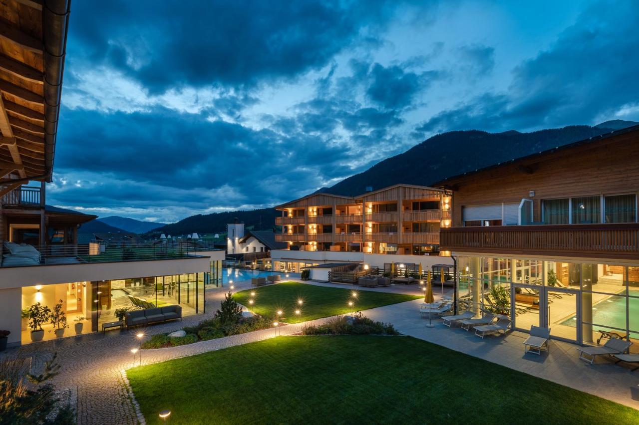 Alpine Nature Hotel Stoll Planca di Sopra エクステリア 写真